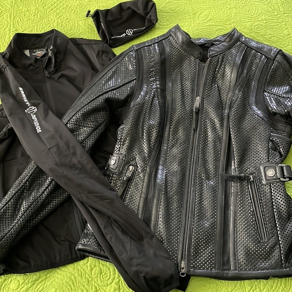Harley-Davidson Jackets & Blazers - NWT Ladies Harley-Davidson Leather Jacket - Small